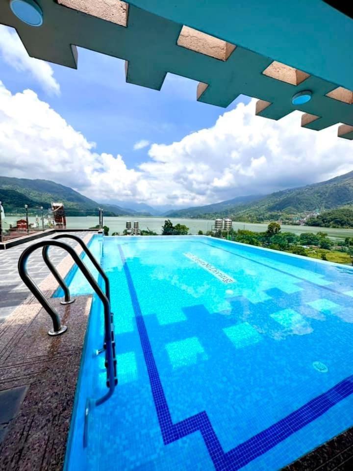 Hotel Adam Pokhara Bagian luar foto