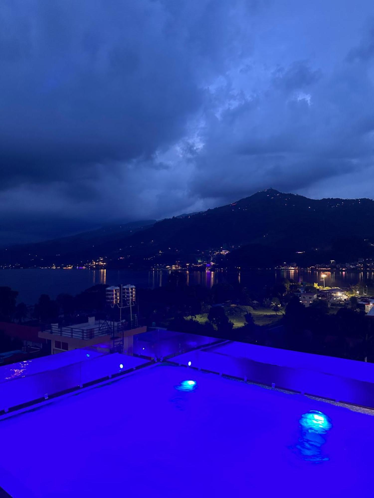 Hotel Adam Pokhara Bagian luar foto