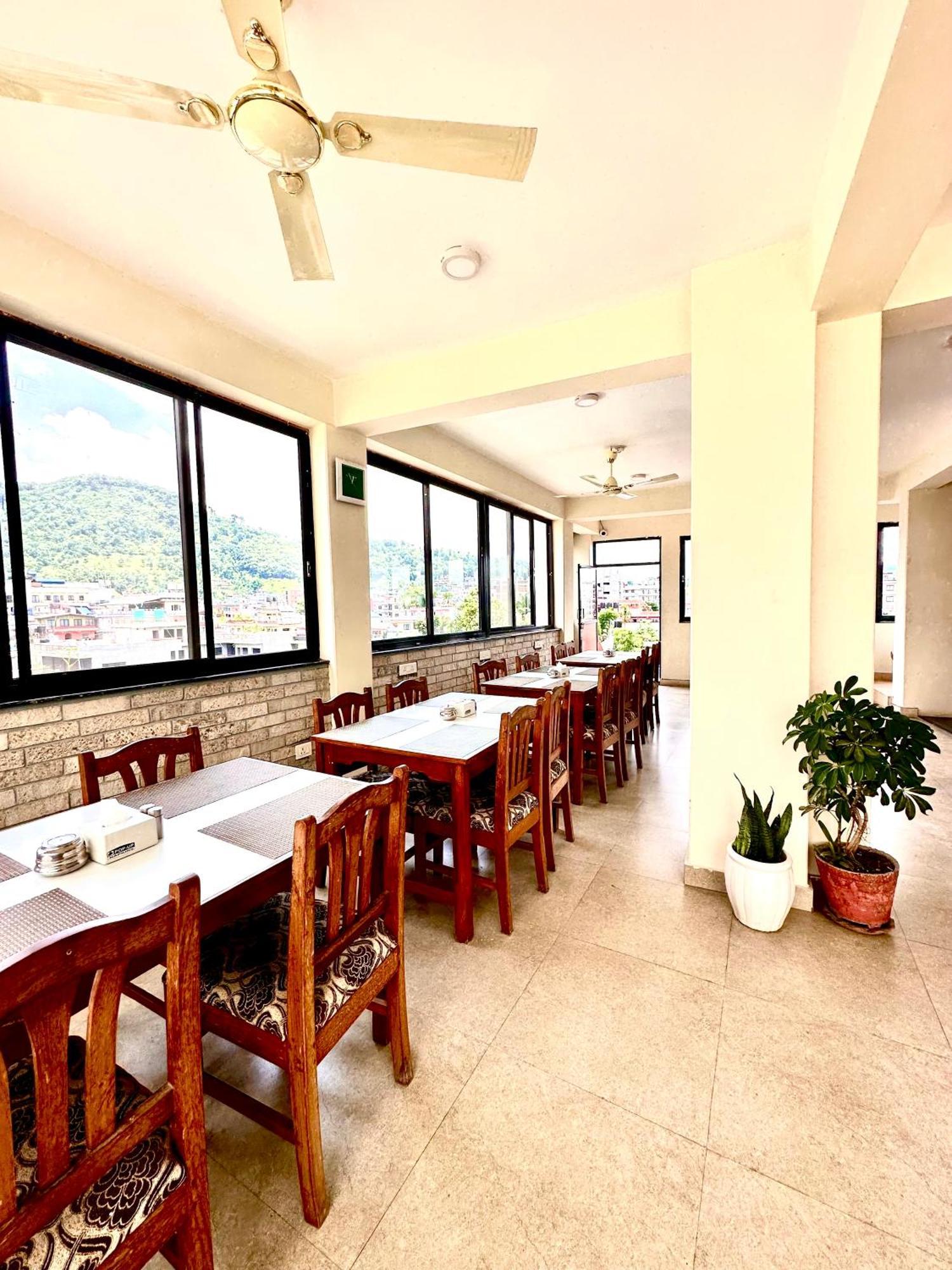 Hotel Adam Pokhara Bagian luar foto