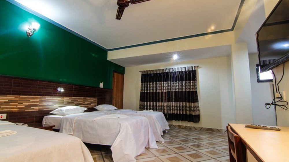 Hotel Adam Pokhara Bagian luar foto