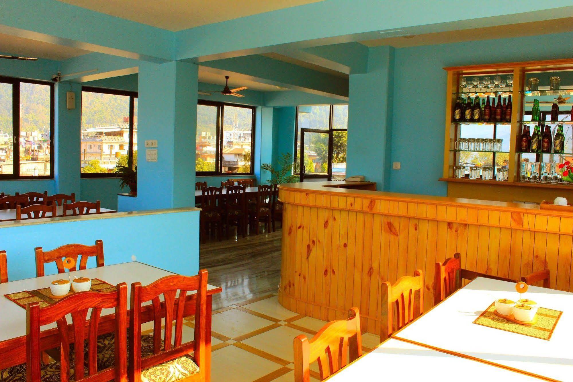 Hotel Adam Pokhara Bagian luar foto