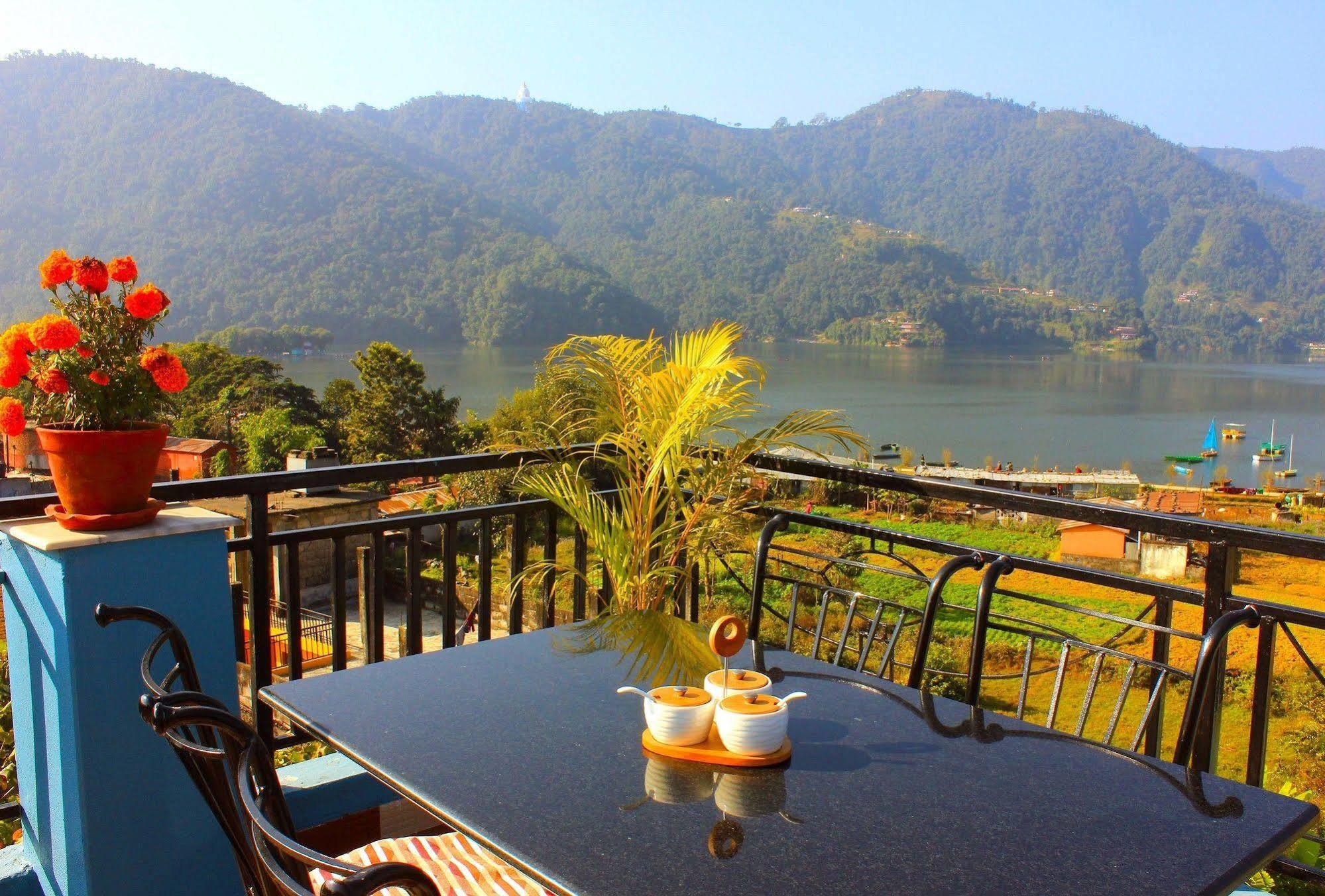Hotel Adam Pokhara Bagian luar foto